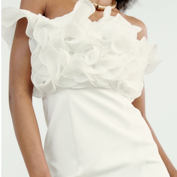 BNWT Zara Pleated Ruffled Mini Dress White M - Picture 7 of 7